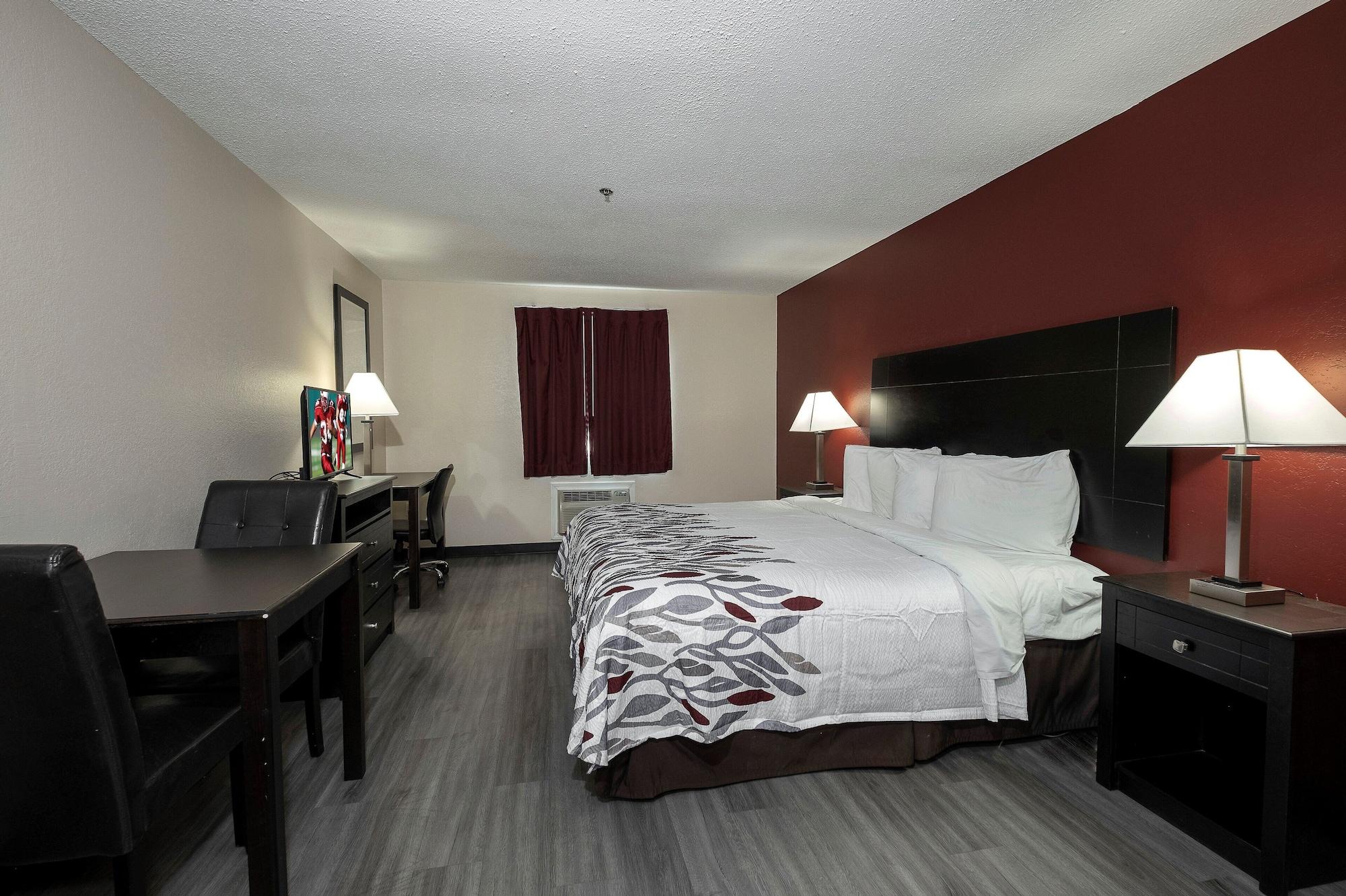 Red Roof Inn & Suites Pensacola-Nas Corry Beach Haven Εξωτερικό φωτογραφία