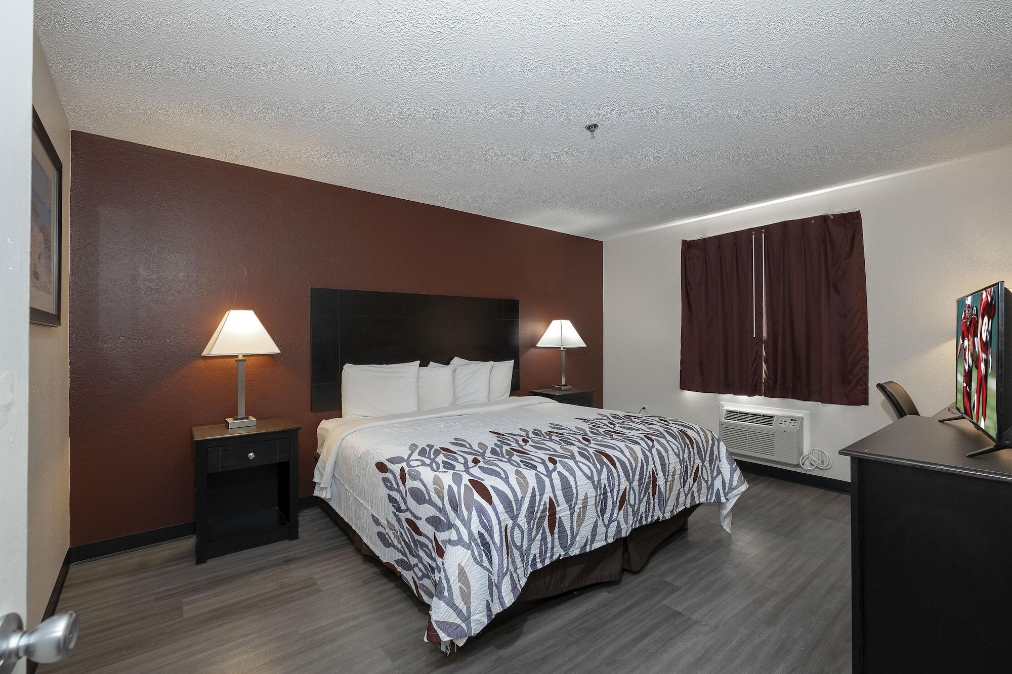 Red Roof Inn & Suites Pensacola-Nas Corry Beach Haven Εξωτερικό φωτογραφία
